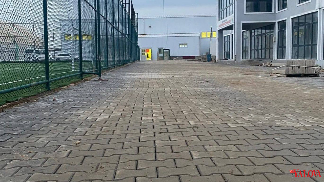 Esenköy’de Spor Kompleksi Çevresi Yenilendi (2)