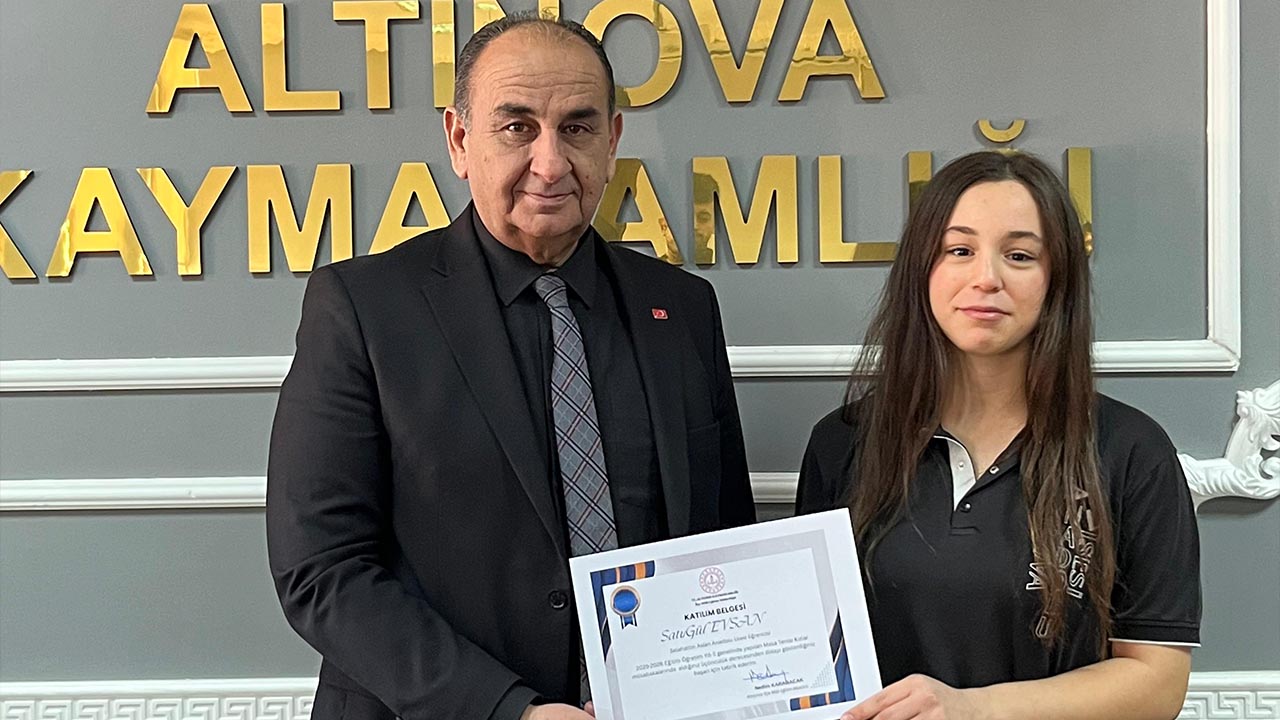 Altınova’nın Şampiyon Öğrencileri Ödüllendirildi (4)