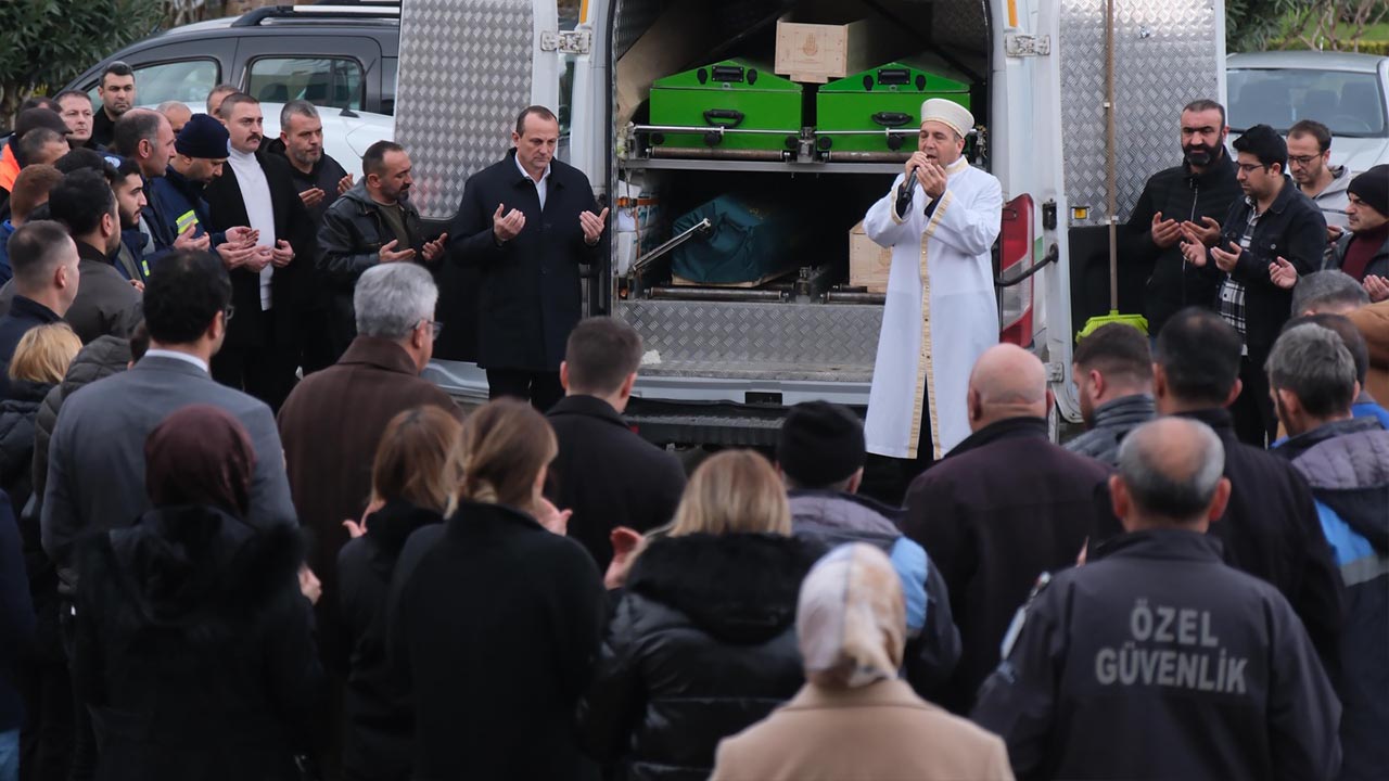 Belediye Personeli Şahin Özer, Son Yolculuğuna Uğurlanıyor (3)