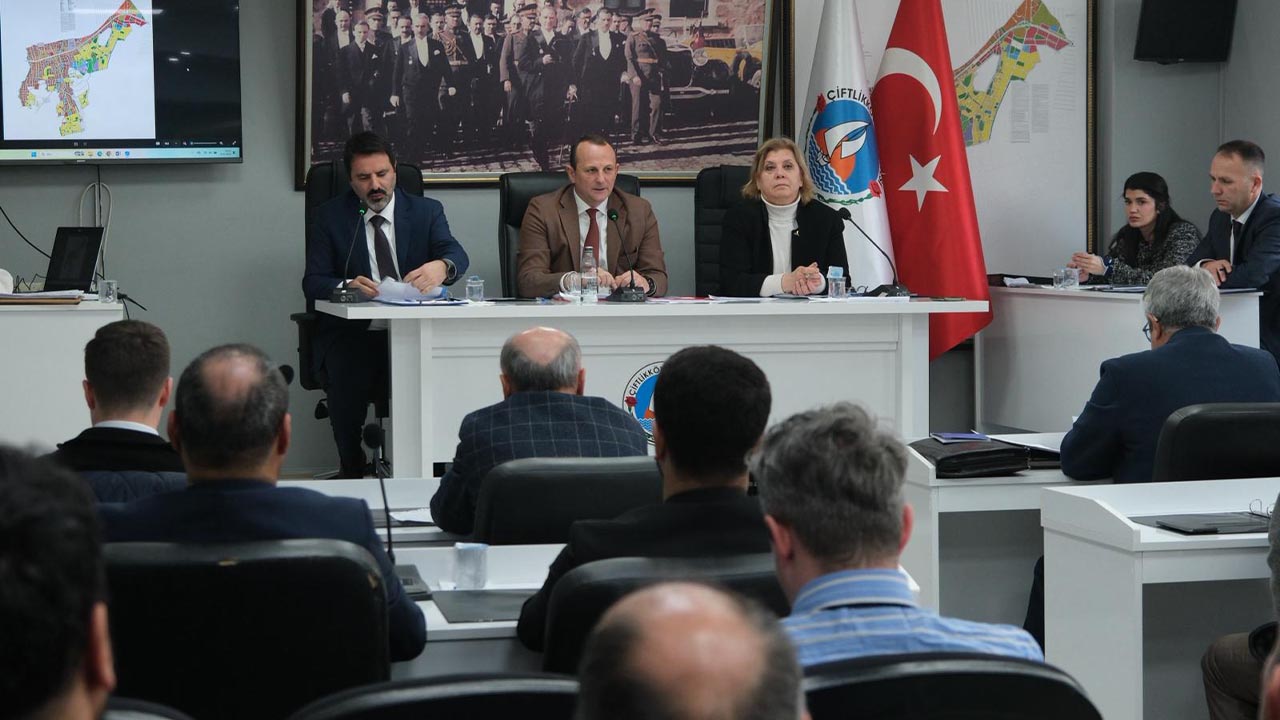 Çiftlikköy’de 2026’Nın İlk Meclis Oturumu Yapıldı (2)