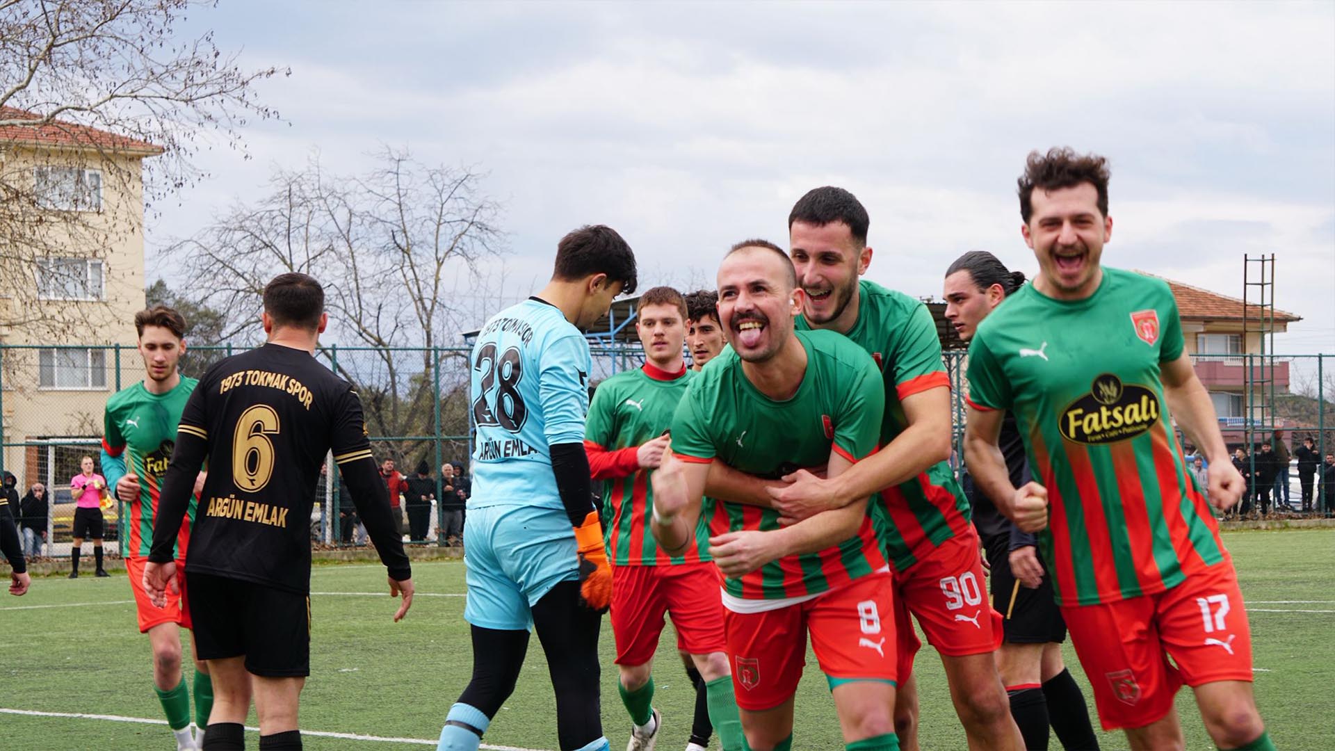 Hayat Öpücüğü Mutluhan’dan