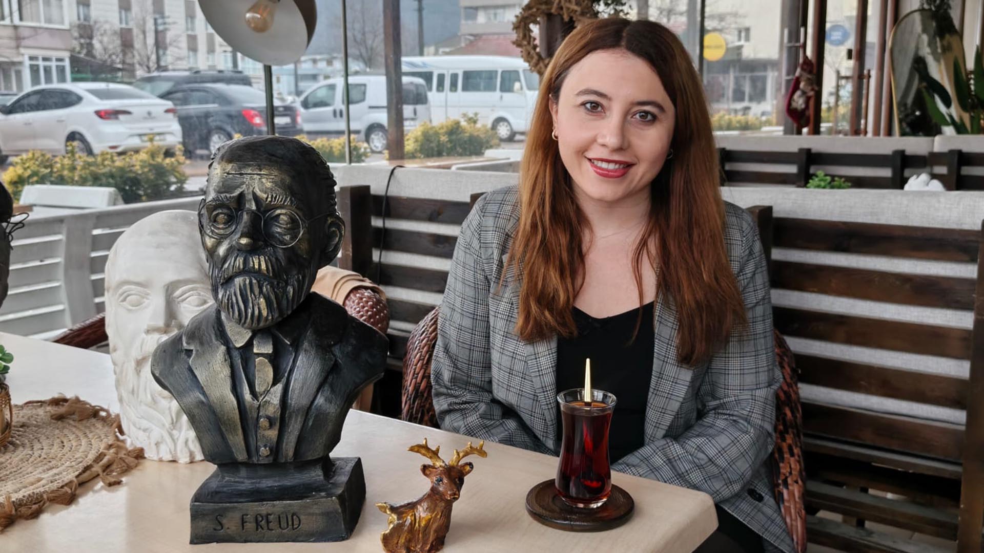 “Heykel Benim İçin Hem İfade Aracı Hem Terapi” (7)