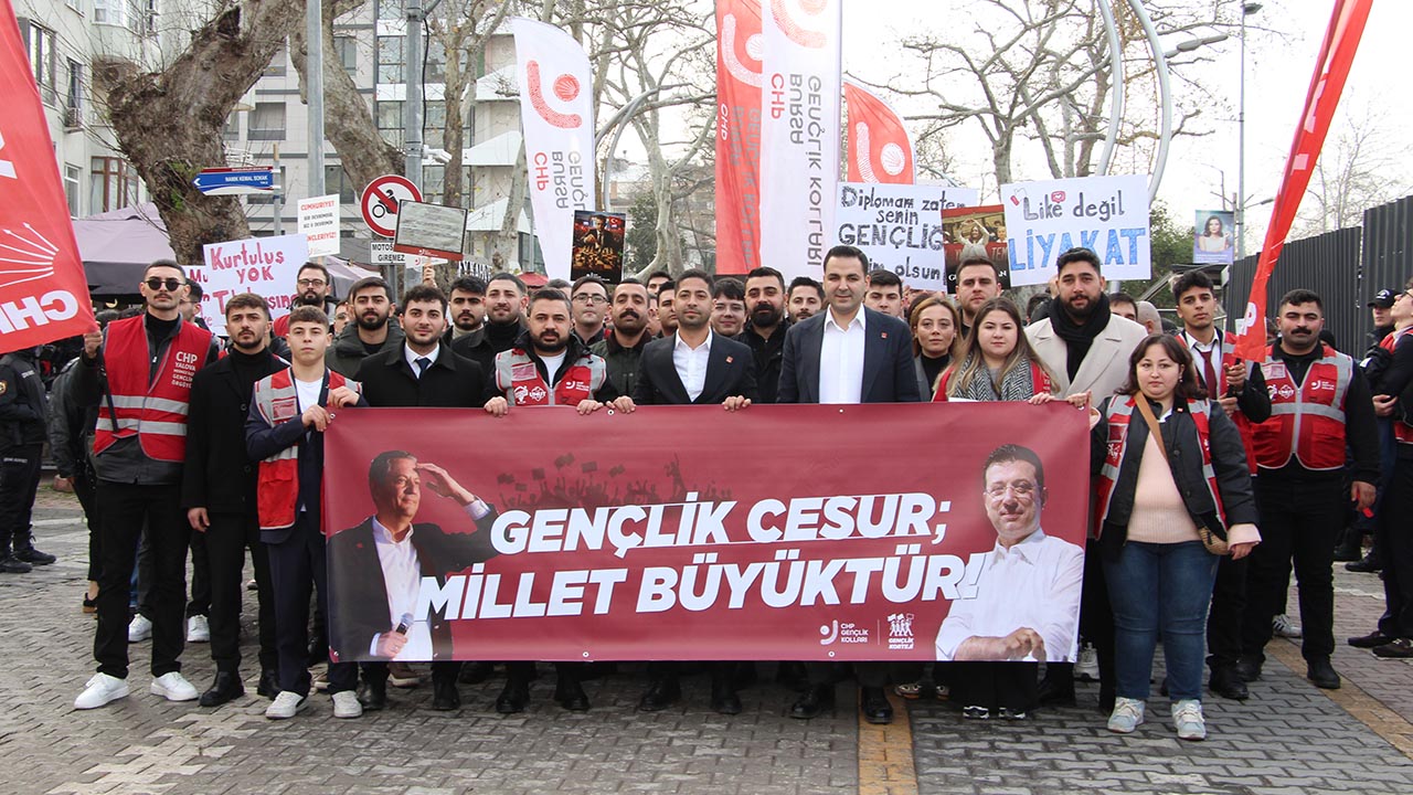 Yalova Chp Genclik Kollari Yuruyus Miting (9)