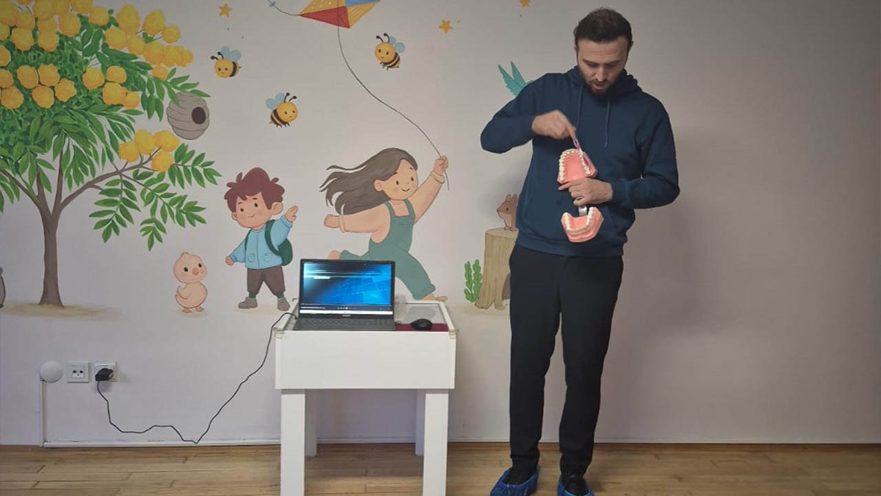 Öğrenciler Doğru Diş Fırçalamayı Öğrendi (3)