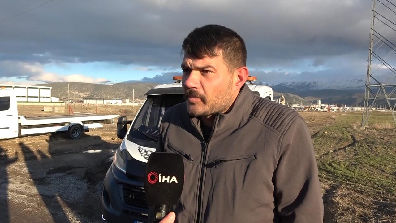 Çamura Saplanan Çekiciyi Kurtarmaya Giden Çekicilerde Mahsur Kaldı Haber (7)