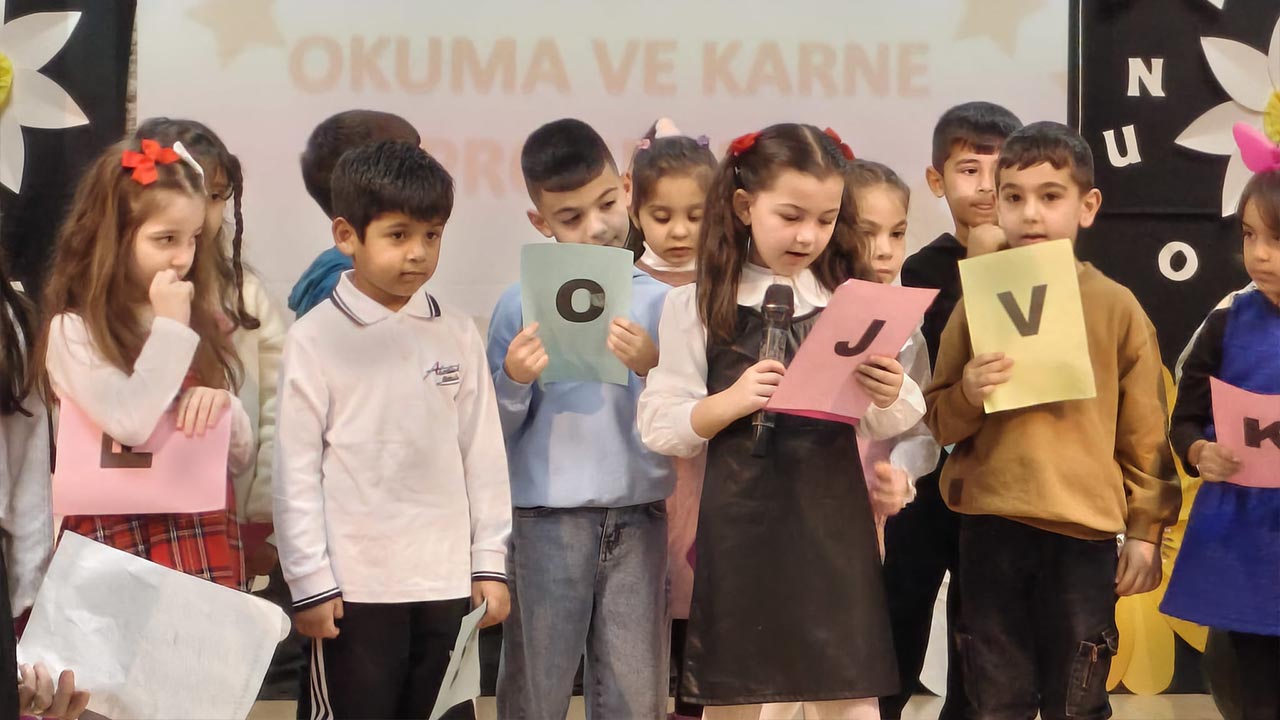 Yalova Atatürk İlkokulunda Minikler İlk Kez Karne Heyecanı Yaşadı