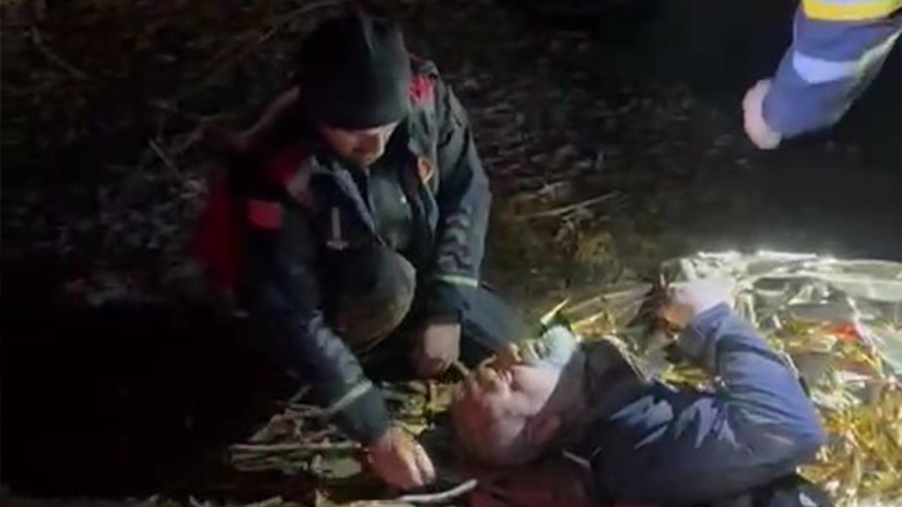 Yalova Ciftlikkoy Itfaiye Gacik Koy Ucurum Surucu Kurtarma (1)