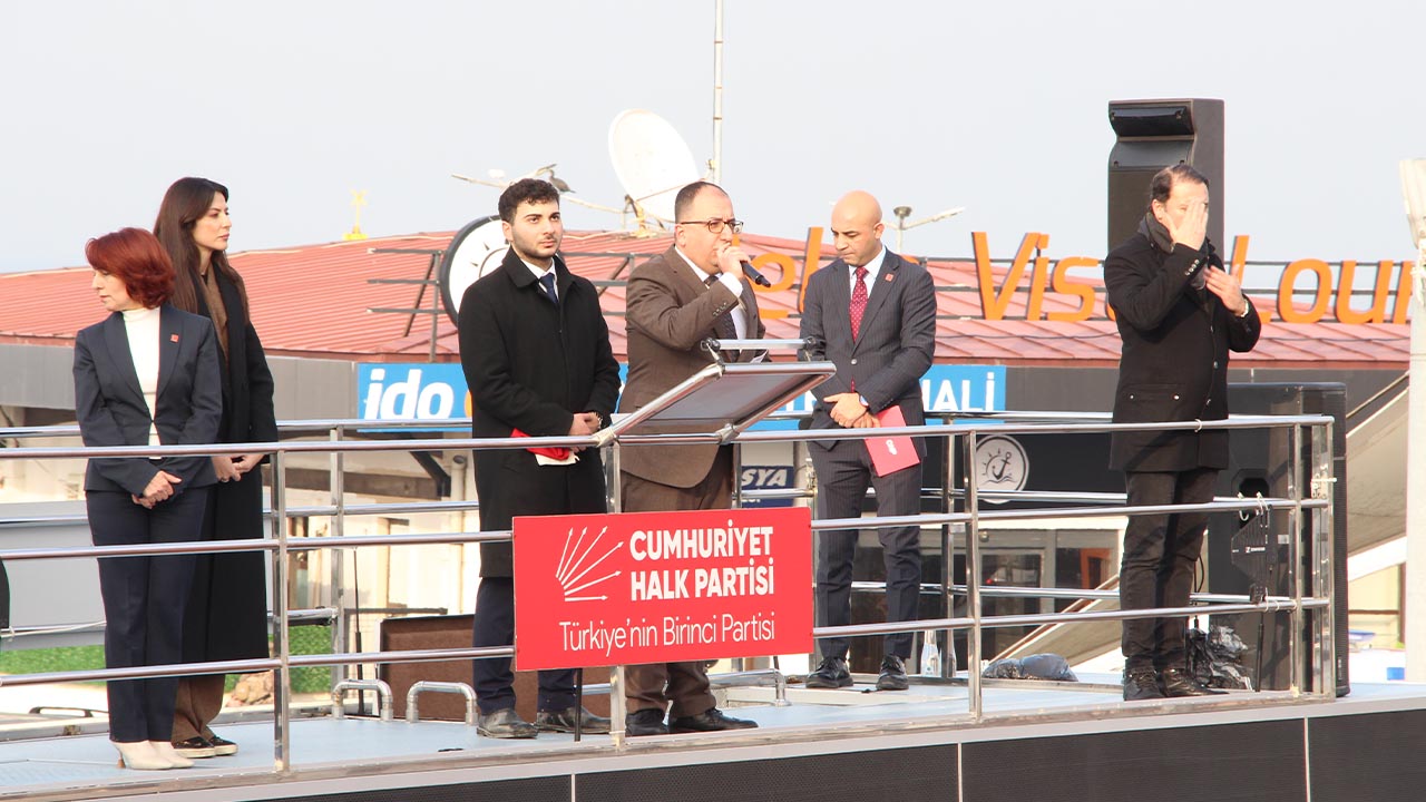 Yalova Cumhuriyet Halk Partisi Il Baskan Miting Konusma Imamoglu Mektup (3)