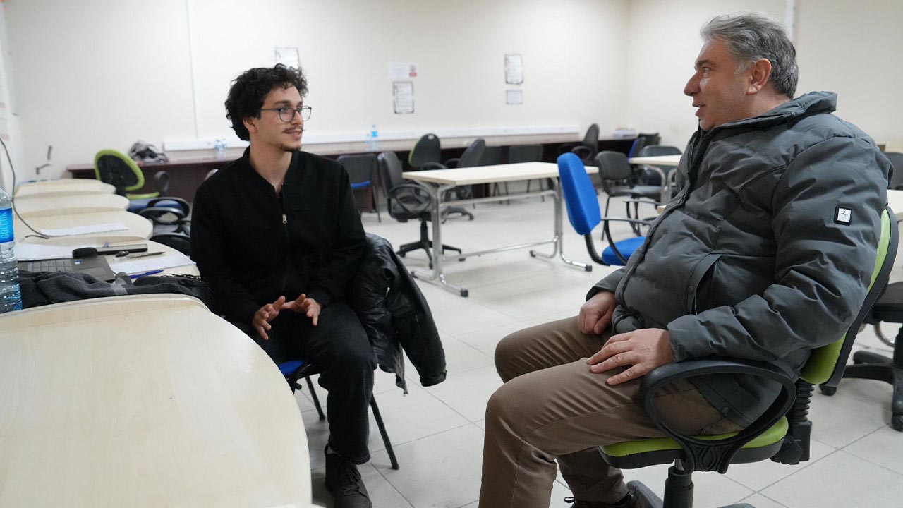 Yalova Universitesi Rektor Akademik Guz Donem Final Hafta Rektor Ogrenci Moral Ziyaret (2)