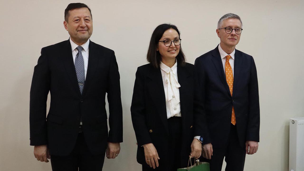 Yalova Vali Hulya Kaya Veda Program (8)