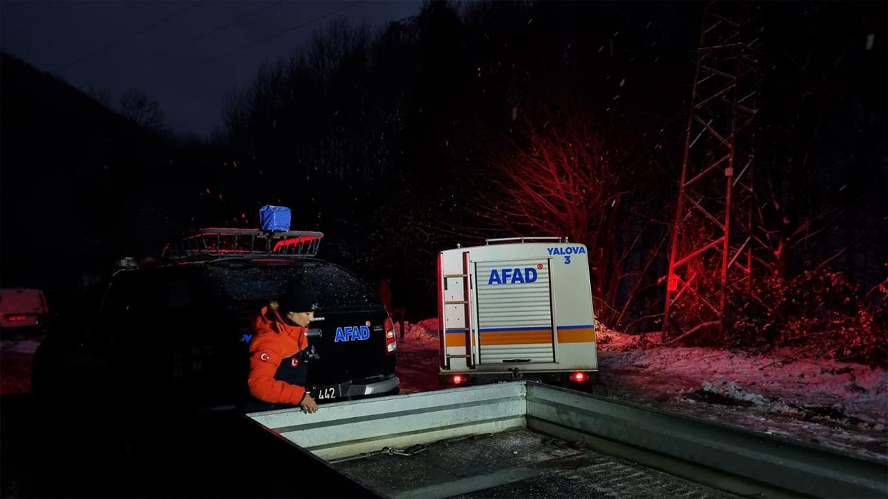Yalova Valilik Afad Tesvikiye Delmece Yayla 35 Vatandas Kurtarma (4)