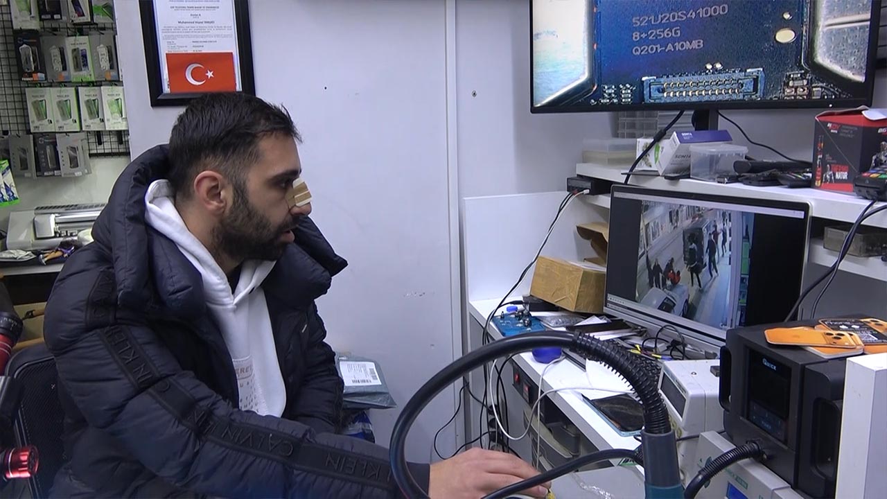 Yalova'da 9 Kişilik Grubun Esnafa Saldırdığı Anlar Kamerada (5)