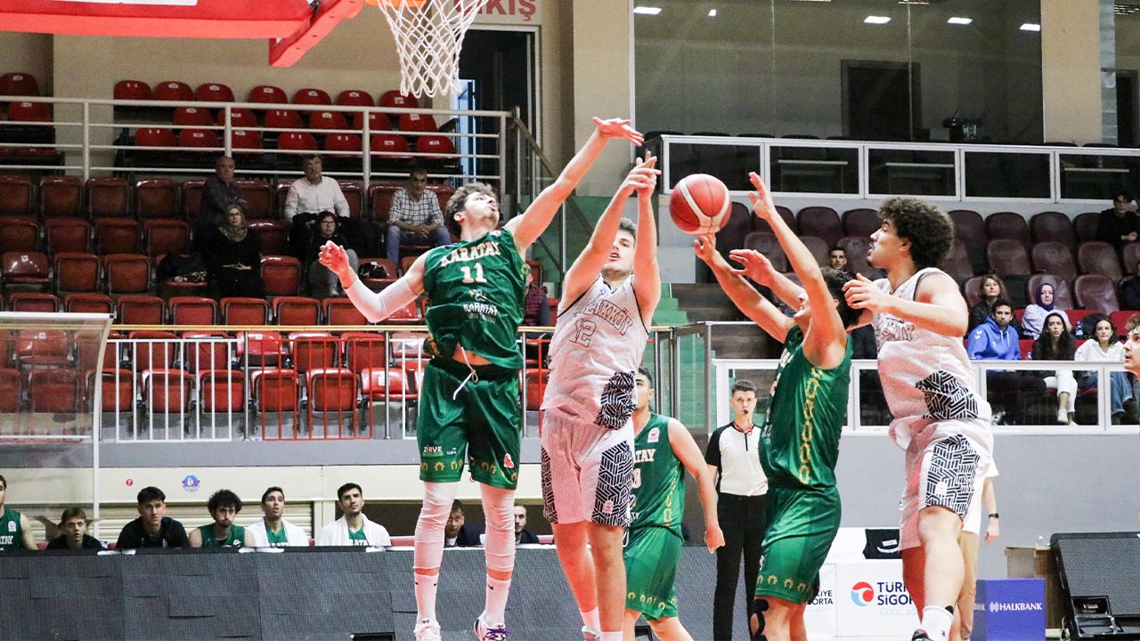 Çiftlikköy’ün Dev Adamları En Kritik Maçında (2)