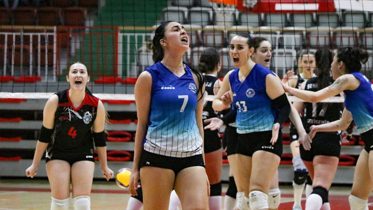 Çiftlikköy’ün Sultanları Sezonu Bursa’da Tamamlıyor (4)