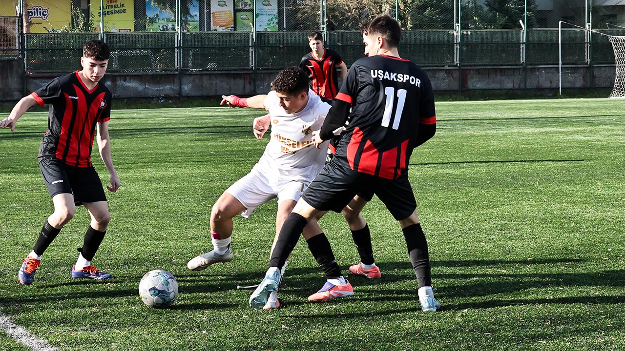 Evimizde İstediğimiz Gibi Oynamadık (1)-1