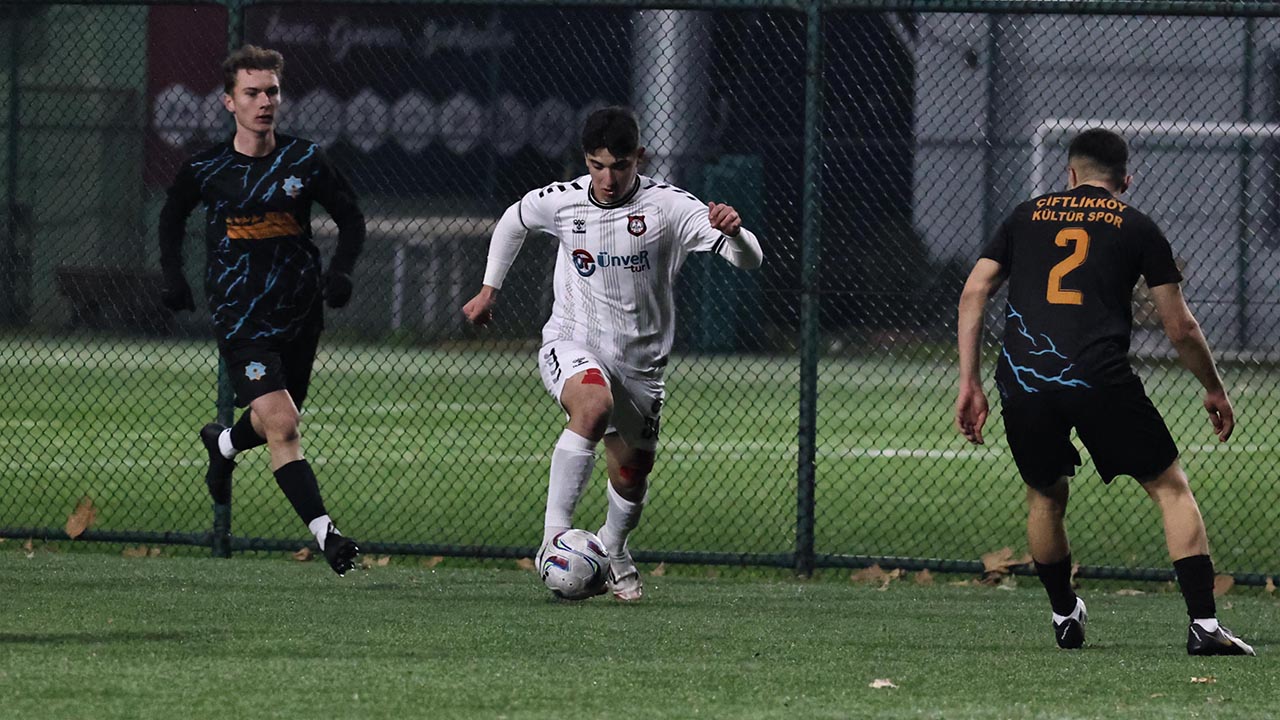 Liderlik 3 Golle Geldi (3)