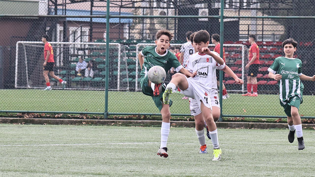 Minikler Rakibine Diş Geçiremedi (5)