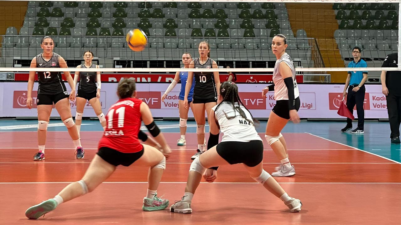 Sultanlar Sezonu Hekimoğlu Galibiyetiyle Tamamladı (1)