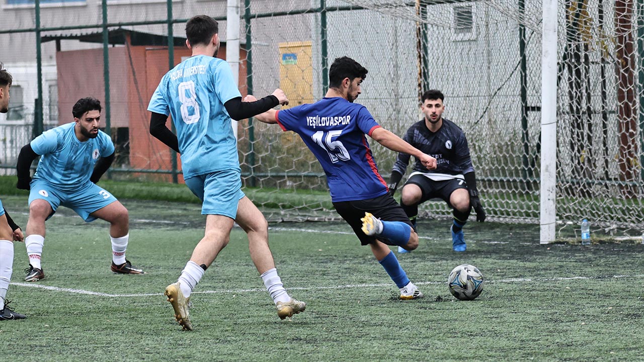 Üniversite 3 Attı 3 Kaptı (1)