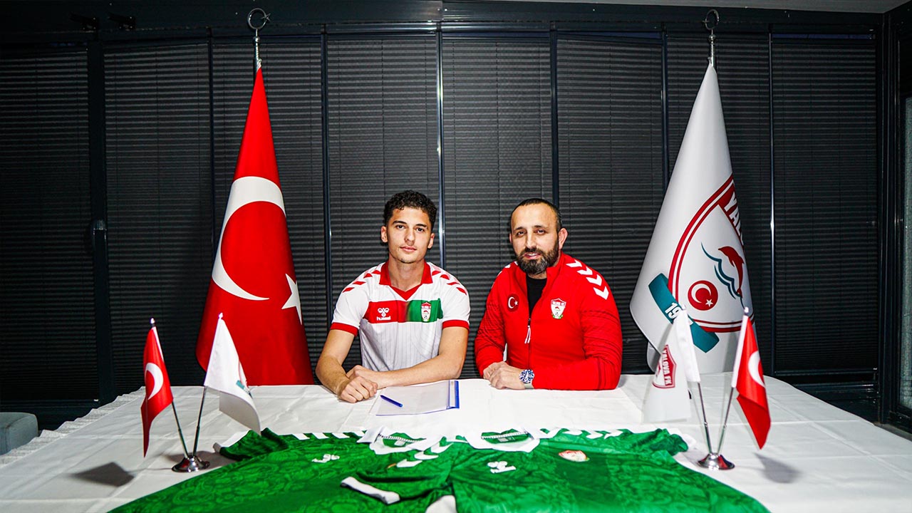 Yalova Fk, Flaş Transferlerine Devam Ediyor (2)