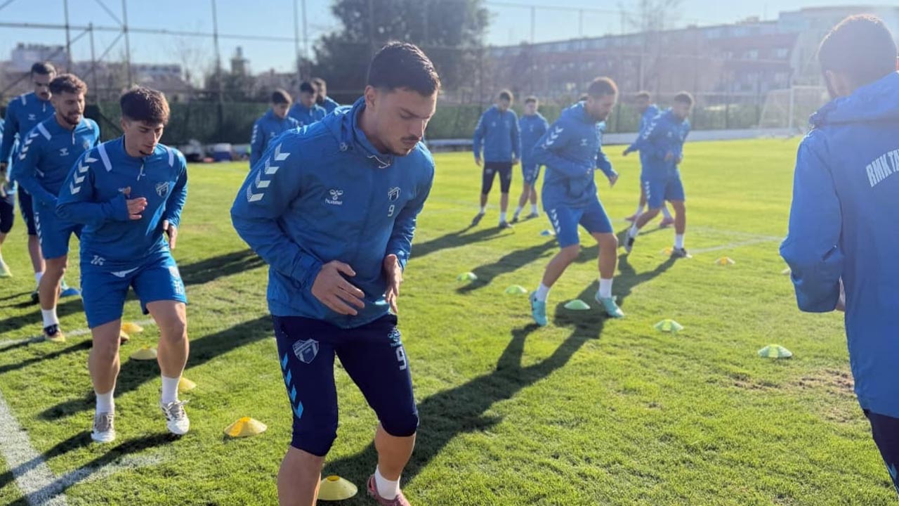 Yalova Marine Tavsanli Belediyesi Bolgesel Amator Antalya Kamp (2)