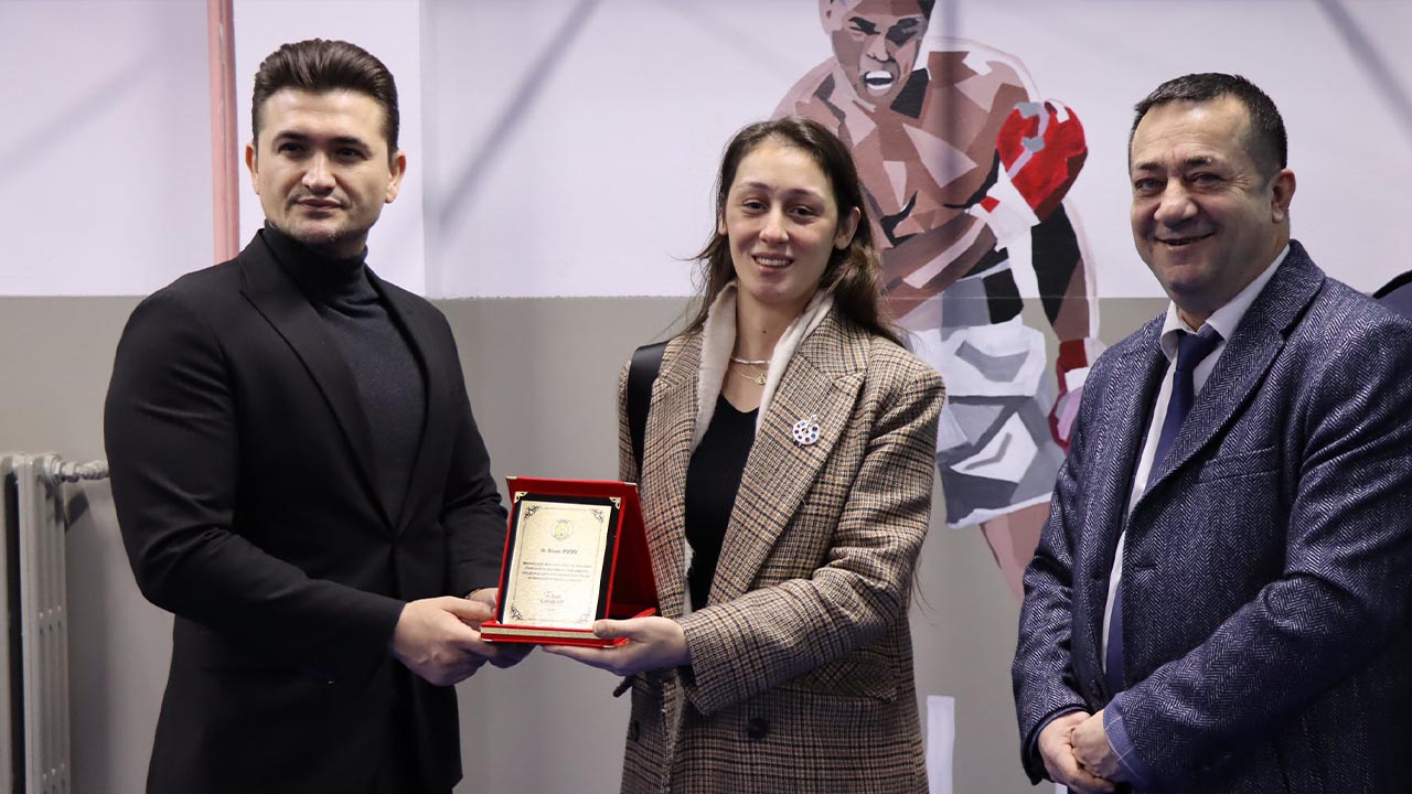 Yeni Şampiyonlar Bu Salonda Yetişecek (5)