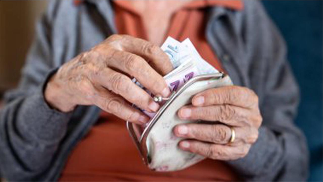 Bakan Duyurdu Emeklilere Geri Ödemesiz Nakit Destek Başladı (1)
