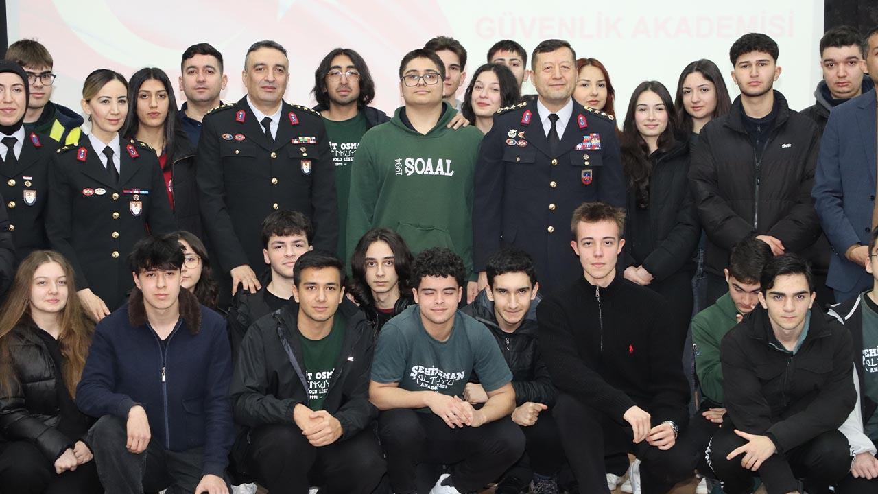 Jandarma Ve Sahil Güvenlik Akademisi, Yalova’da Kariyer Fırsatlarını Anlattı (2)