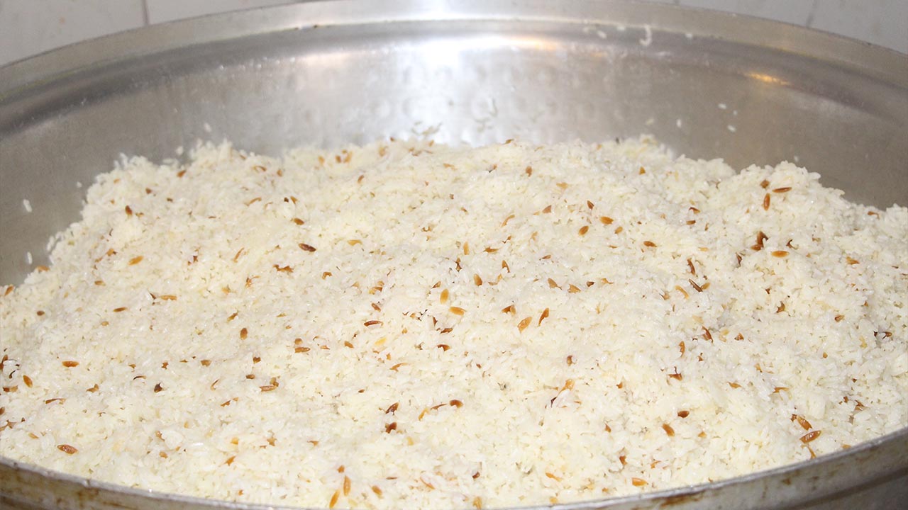 Yalova Hayriye Hanim Cami Ramazan Iftar Dagitma Gelenek Haber (6)