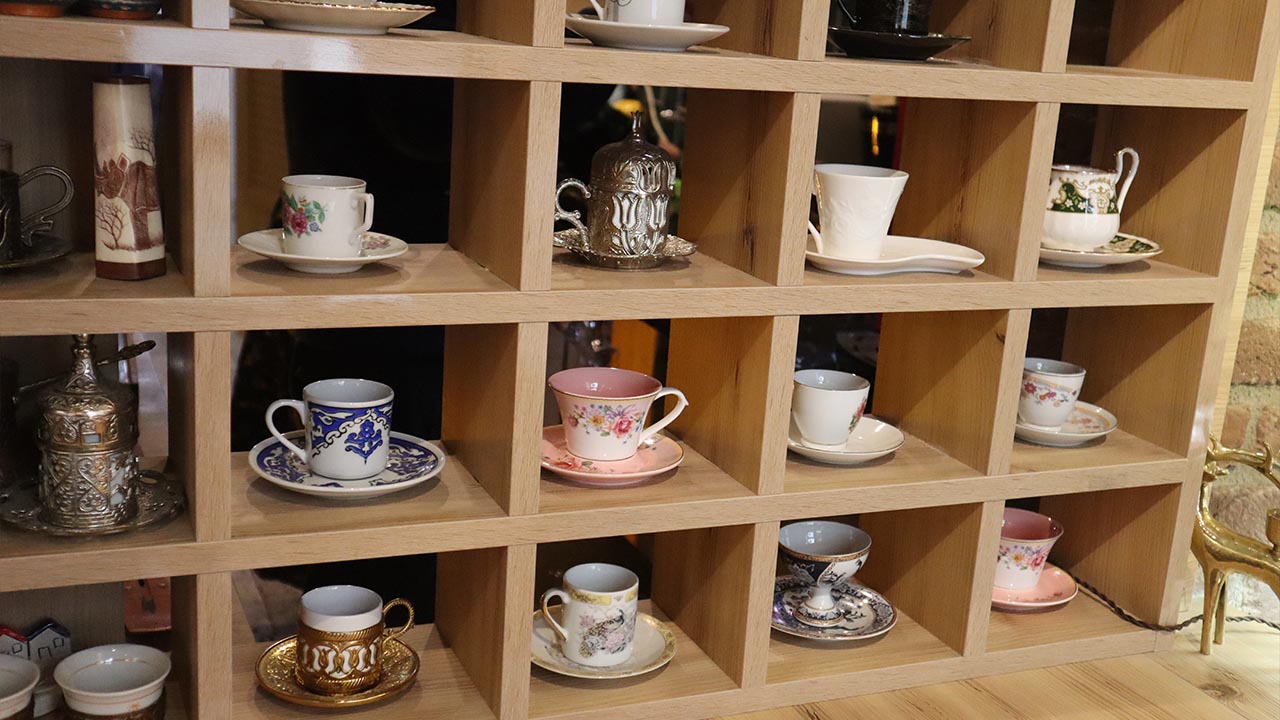 Yalova’da Fark Yaratan Konsept Kahveni Kendi Fincanınla İç (9)