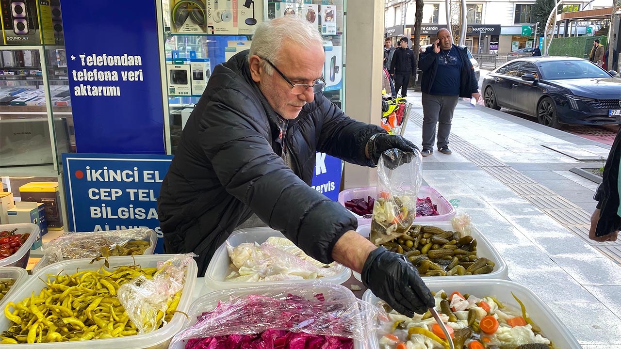 Ramazan Sofralarını Gedelek Turşusu Şenlendiriyor (1)