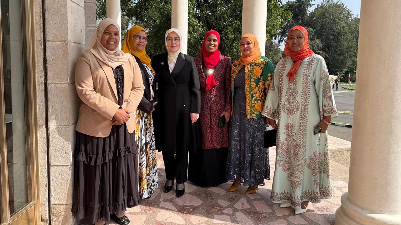 Yalova Ak Parti Vekil Cumhurbaskani Etiyopya Gezi Katilim (1)