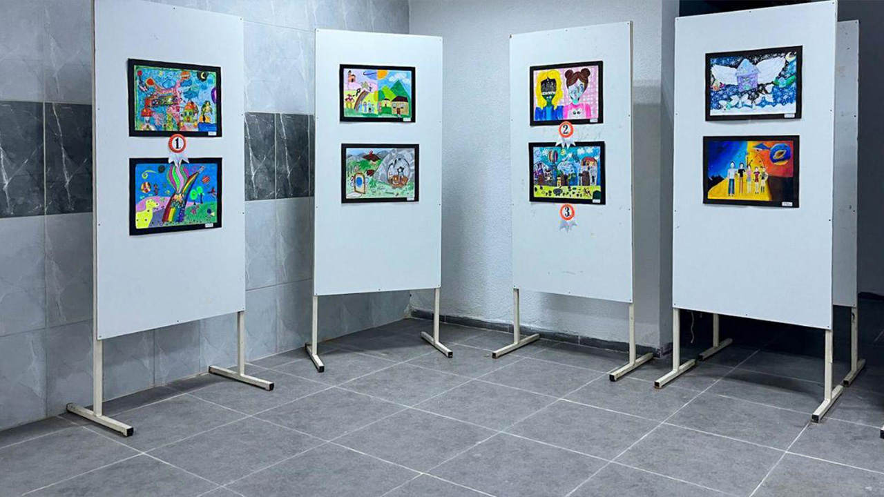 Yalova Ataturk Bilim Sanat Merkezi Aile Resim Yarisma (2)