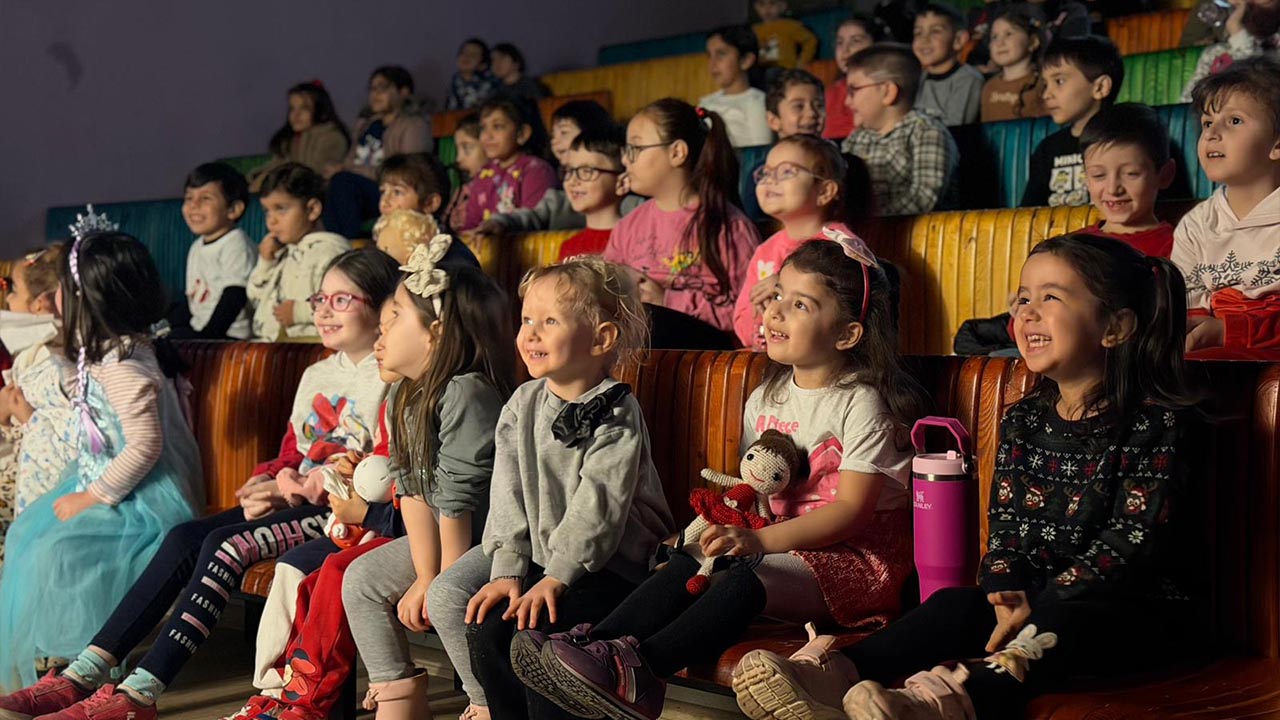 Yalova Belediyesi Karagoz Hacivat Cocuk Tiyatro Oyun (4)