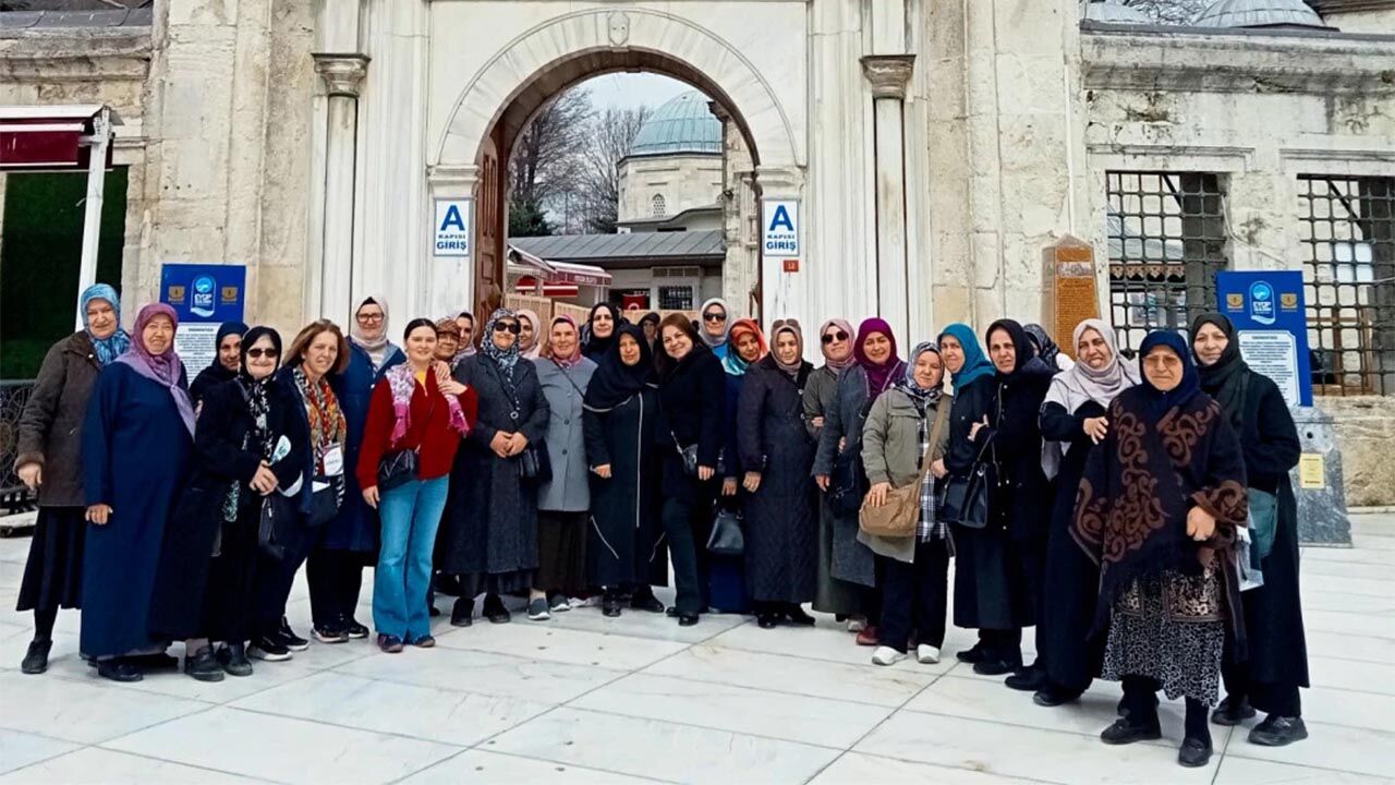 Yalova Ciftlikkoy Belediye Ramazan Ayi Camii Kadinlara Ozel Cami Istanbul Gezi (1)