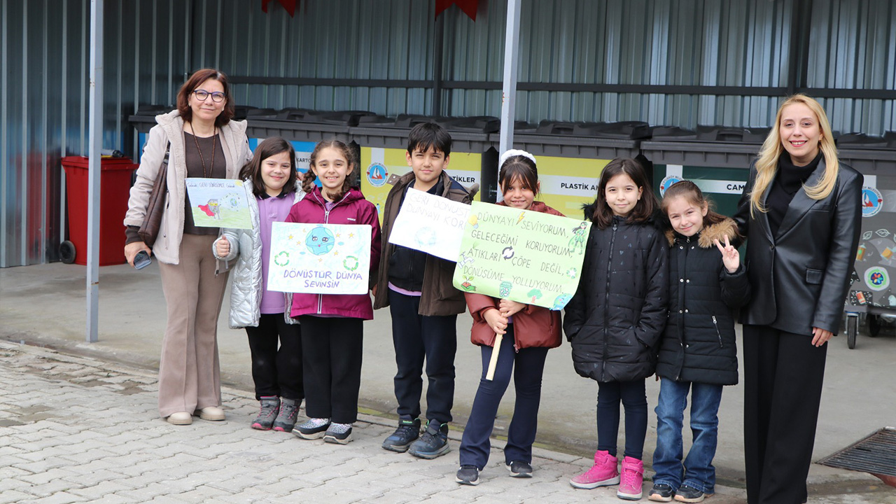 Yalova Ciftlikkoy Belediye Sifir Atik Mudurluk Gds Ogrenciler Calisma (5)