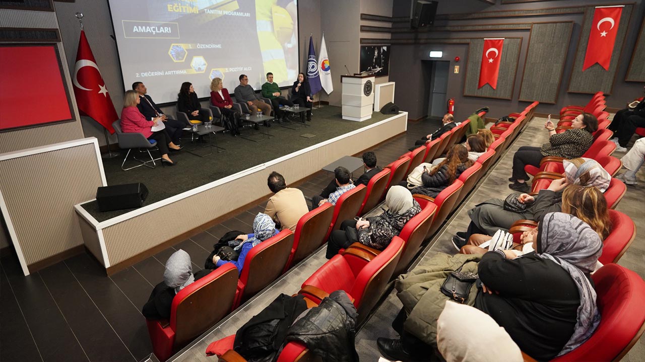 Yalova Ticaret Sanayi Oda Kadin Girisimciler Genc Rota Mesleki Egitim Veliler Ogrenciler (5)