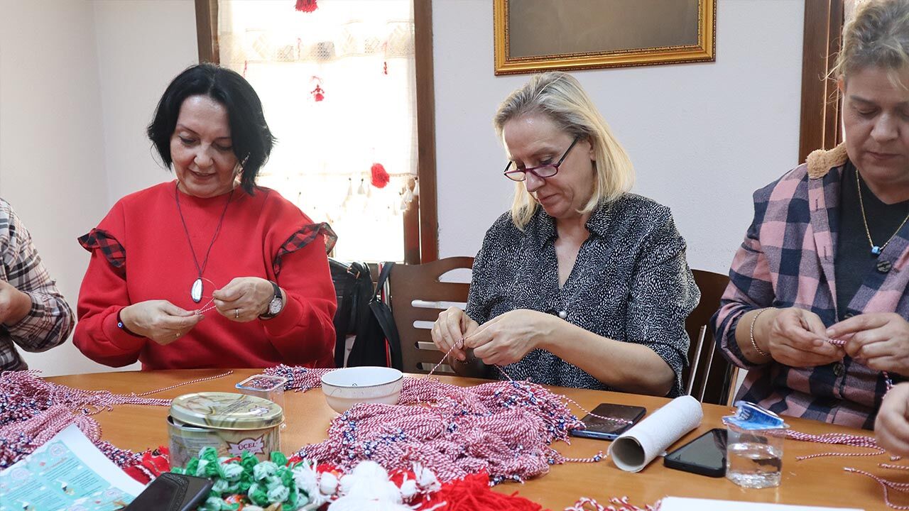 Yalova’da Baharın Simgesi Marteniçkalar Dağıtılacak (2)