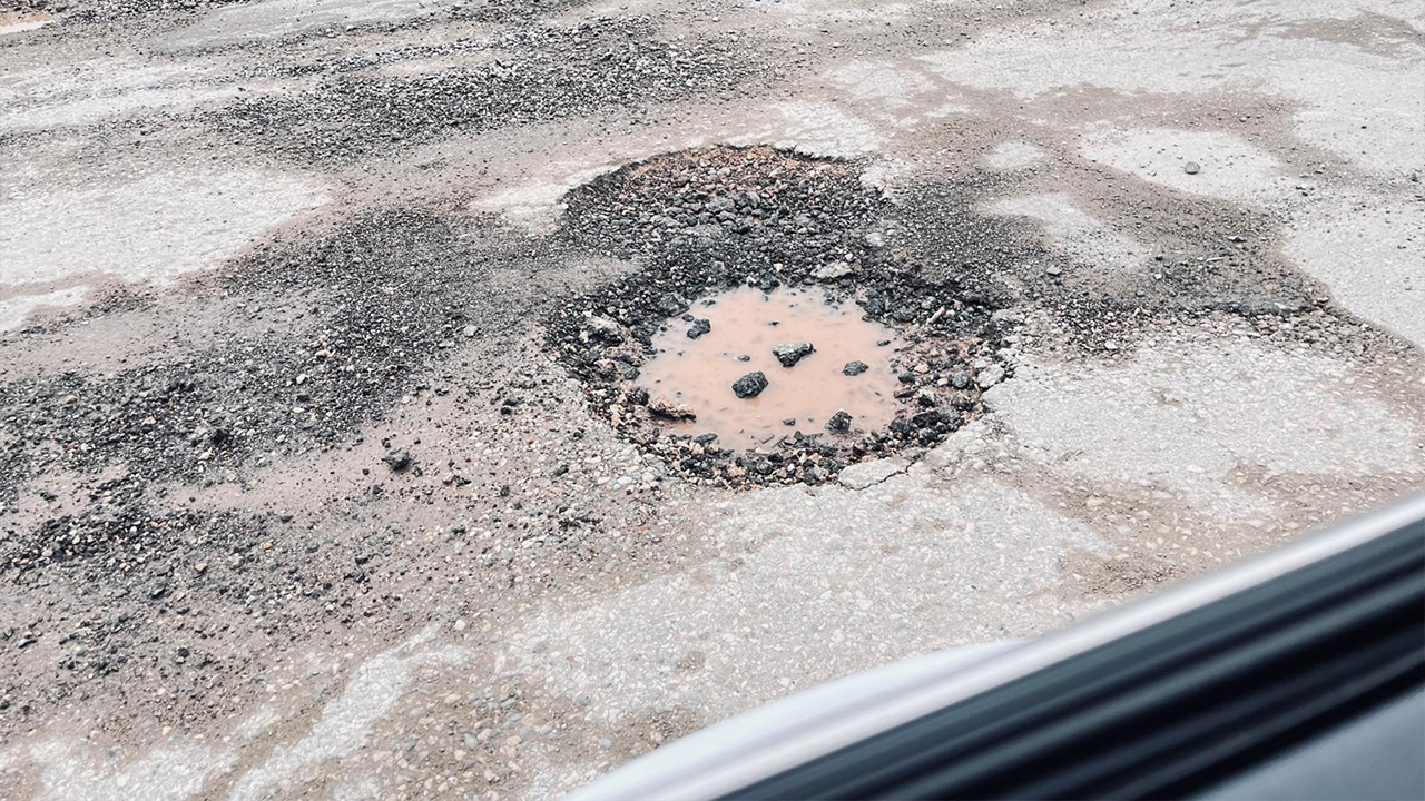 Yalova’da “Kimin Bu Yol” Çilesi Doğu Sırtı Caddesi Sahipsiz Kaldı (3)