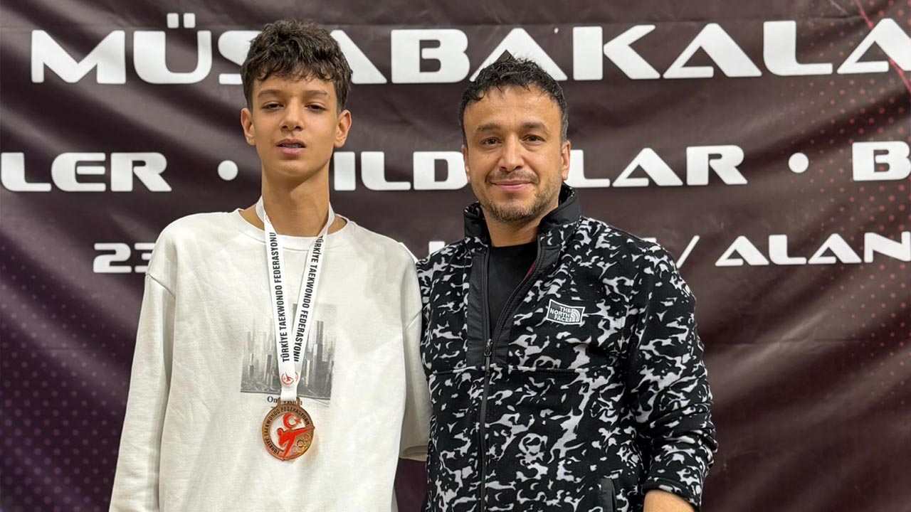 Altınova Belediyespor Taekwondo Takımı Alanya’dan Derecelerle Döndü (2)