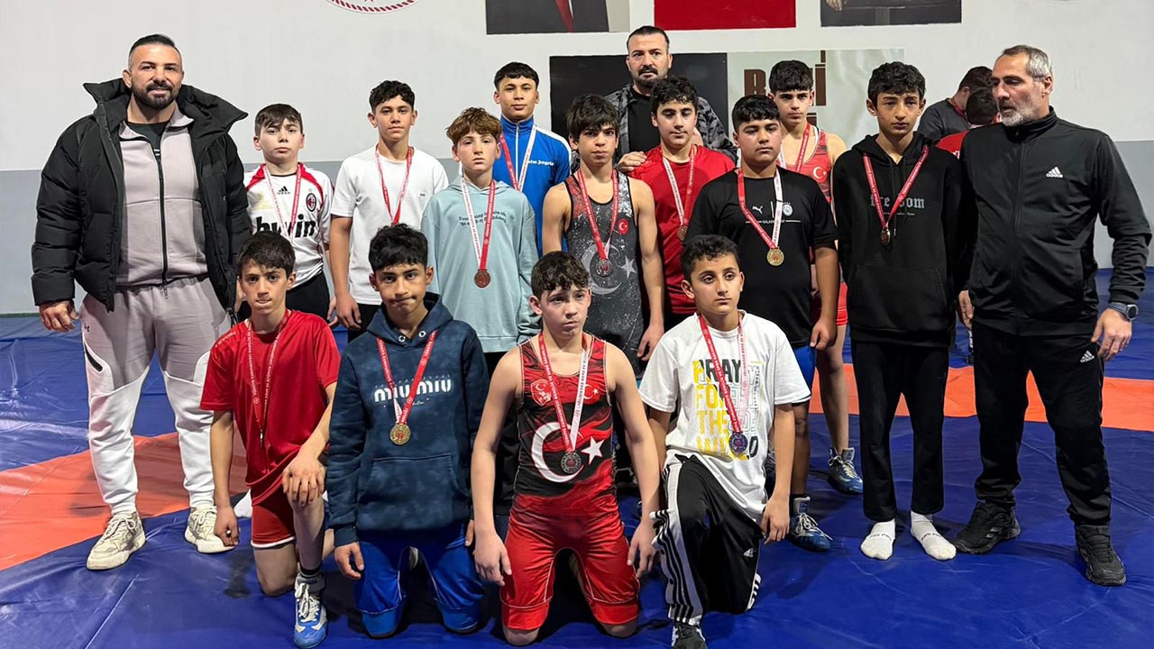 Altınovalı Pehlivanlardan Büyük Başarı (2)