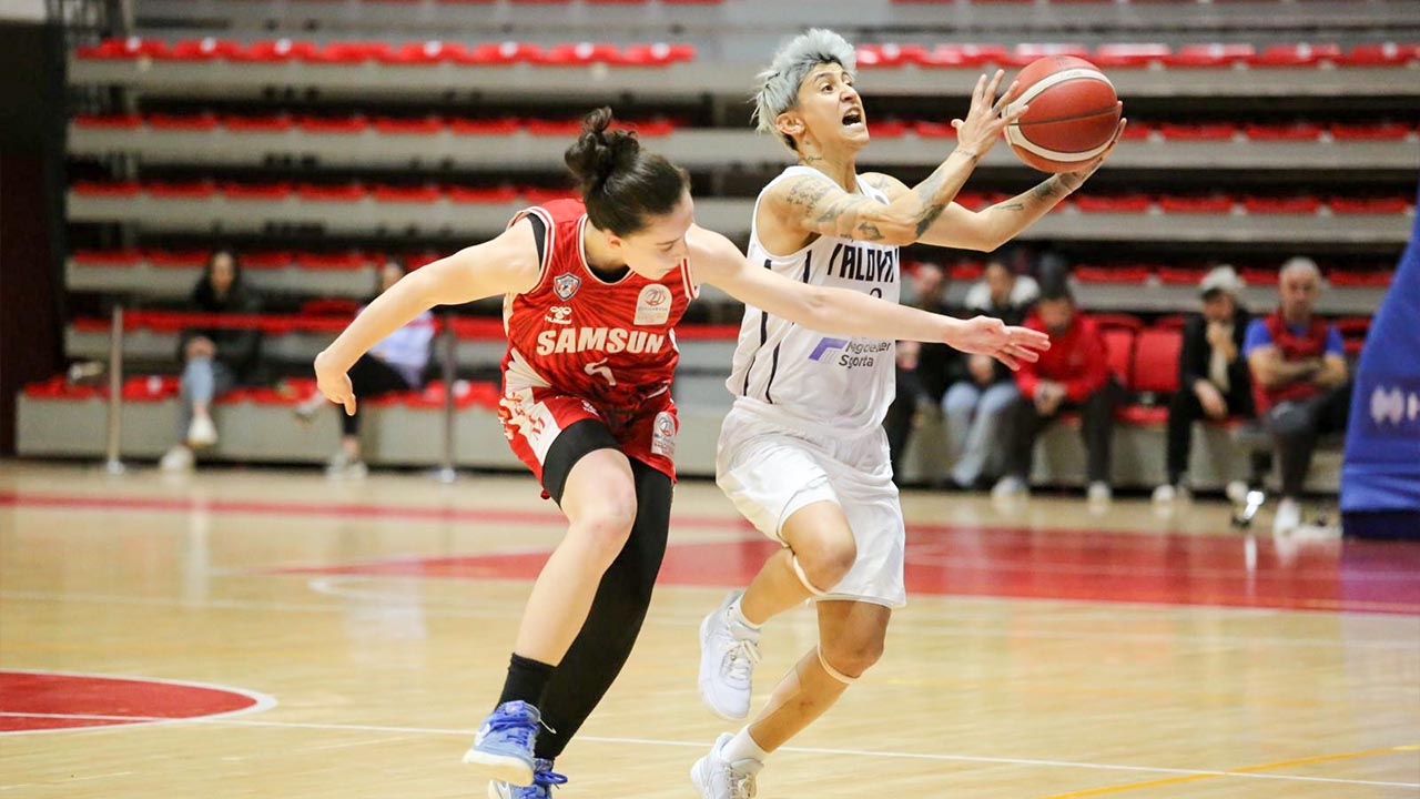 Bizim Kızlar Sonunu İyi Getiremedi (2)