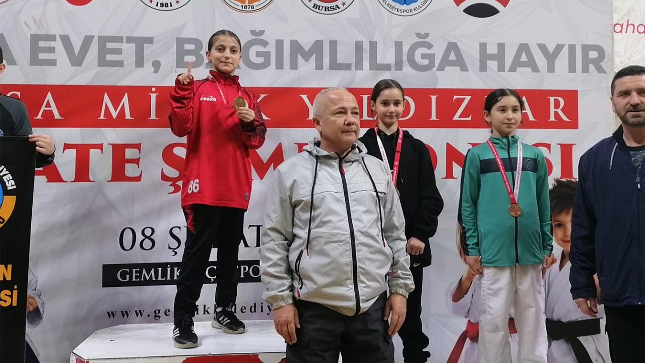 Taşköprülü Karatecilerden Dört Madalya