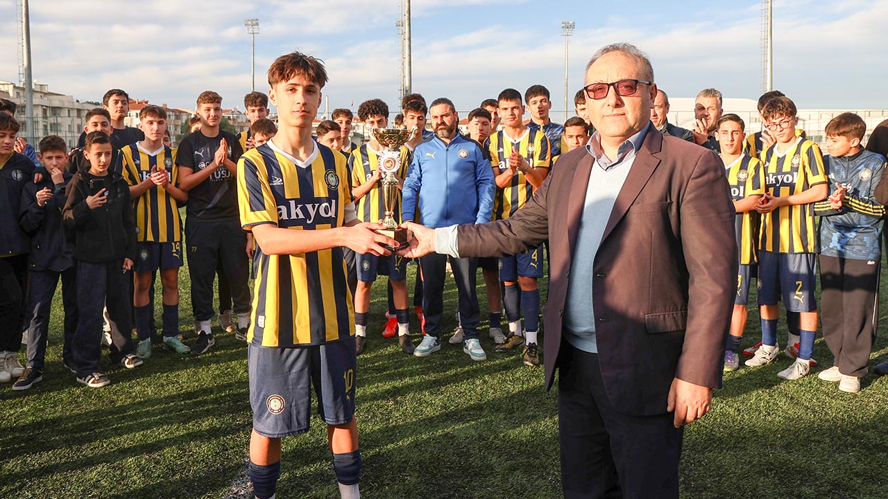 Yalova U16 Lig Pasakent Acarspor Sampiyon (2)