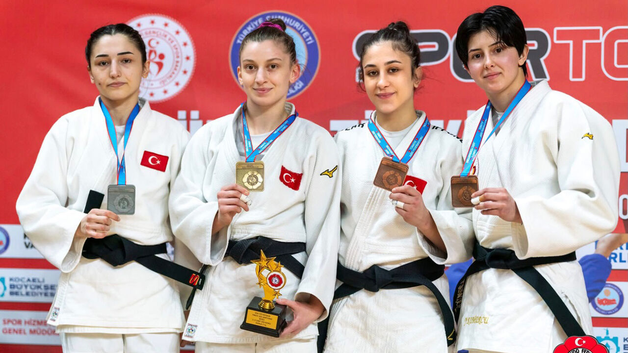 Yalova Üniversitesi’nde Büyük Mutluluk (1)