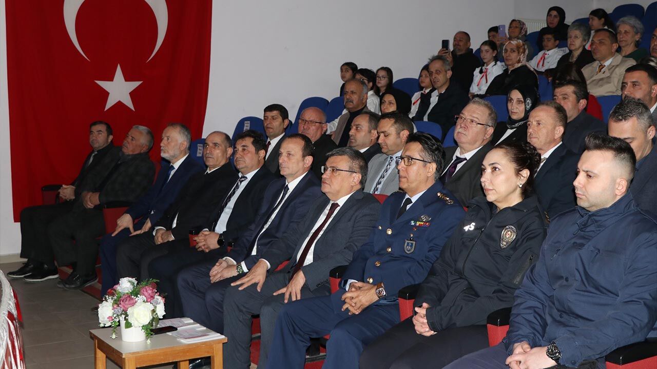 Çiftlikköy’de İstiklal Marşı’nın 105. Yılı Etkinlikleri Yapıldı (3)