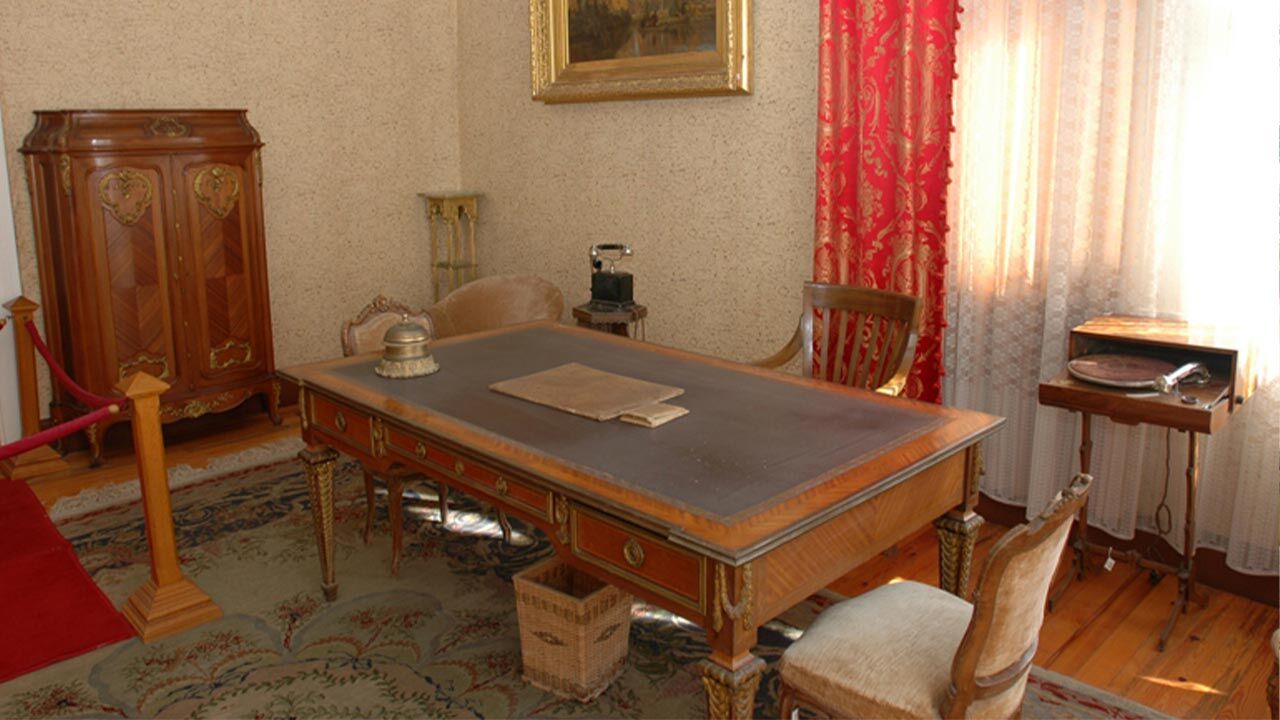 Atatürk Köşkü Bayrama Hazır (3)