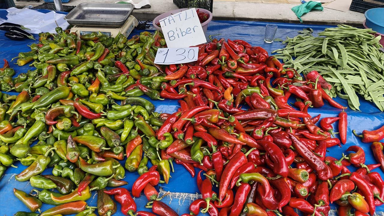 Bu Akşam Tencerede Ne Kaynayacak (10)