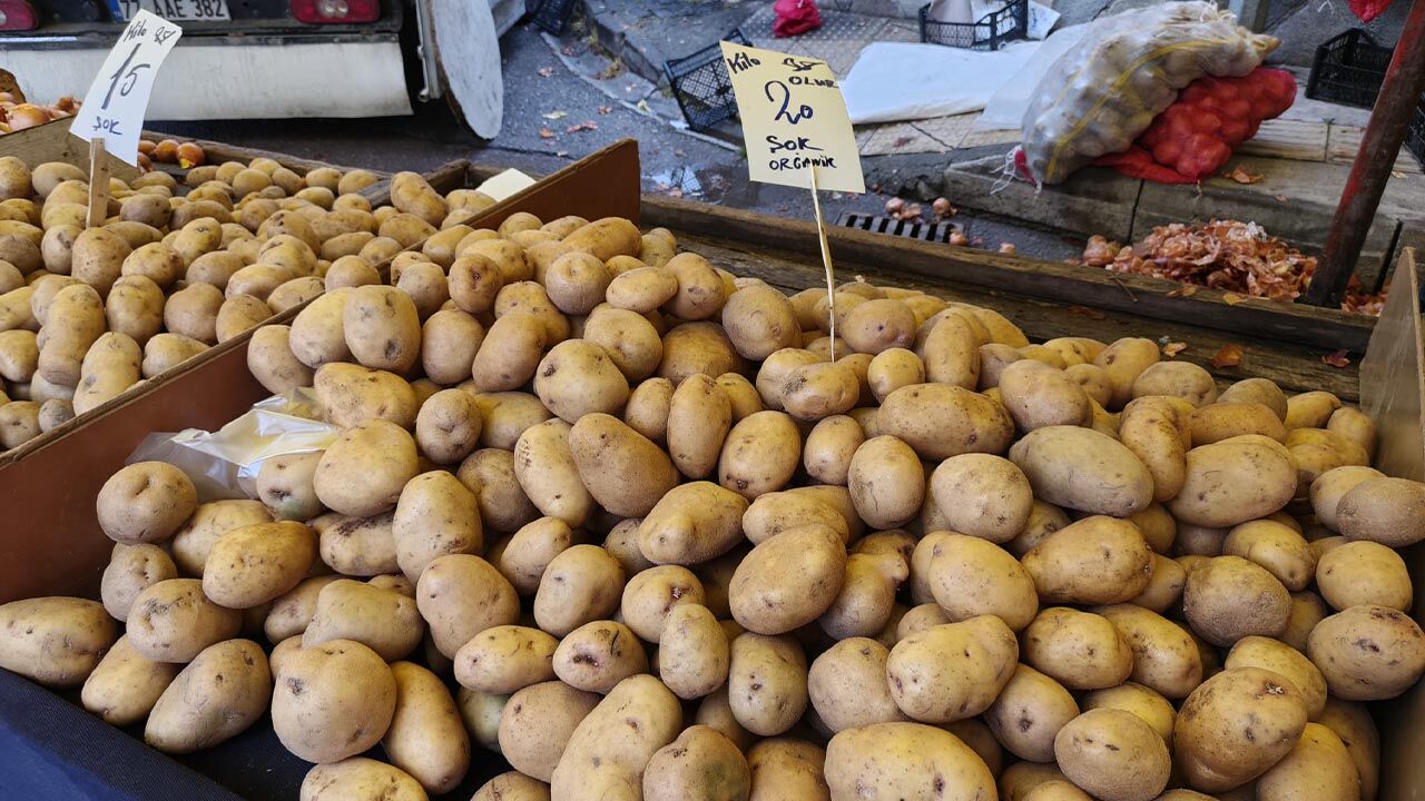Bu Akşam Tencerede Ne Kaynayacak (9)