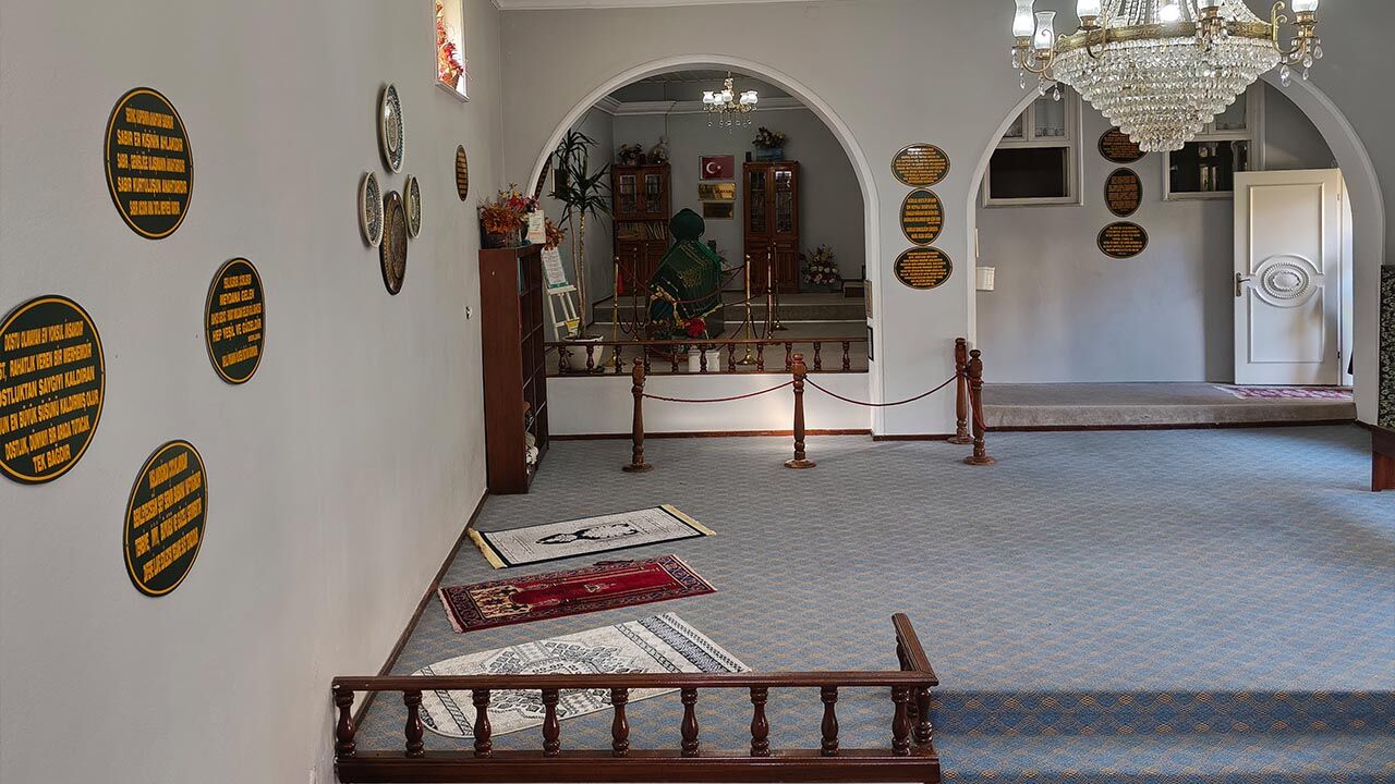 Yalova’dan Bursa’ya Uzanan Manevi Yolculuk Tezveren Dede (7)